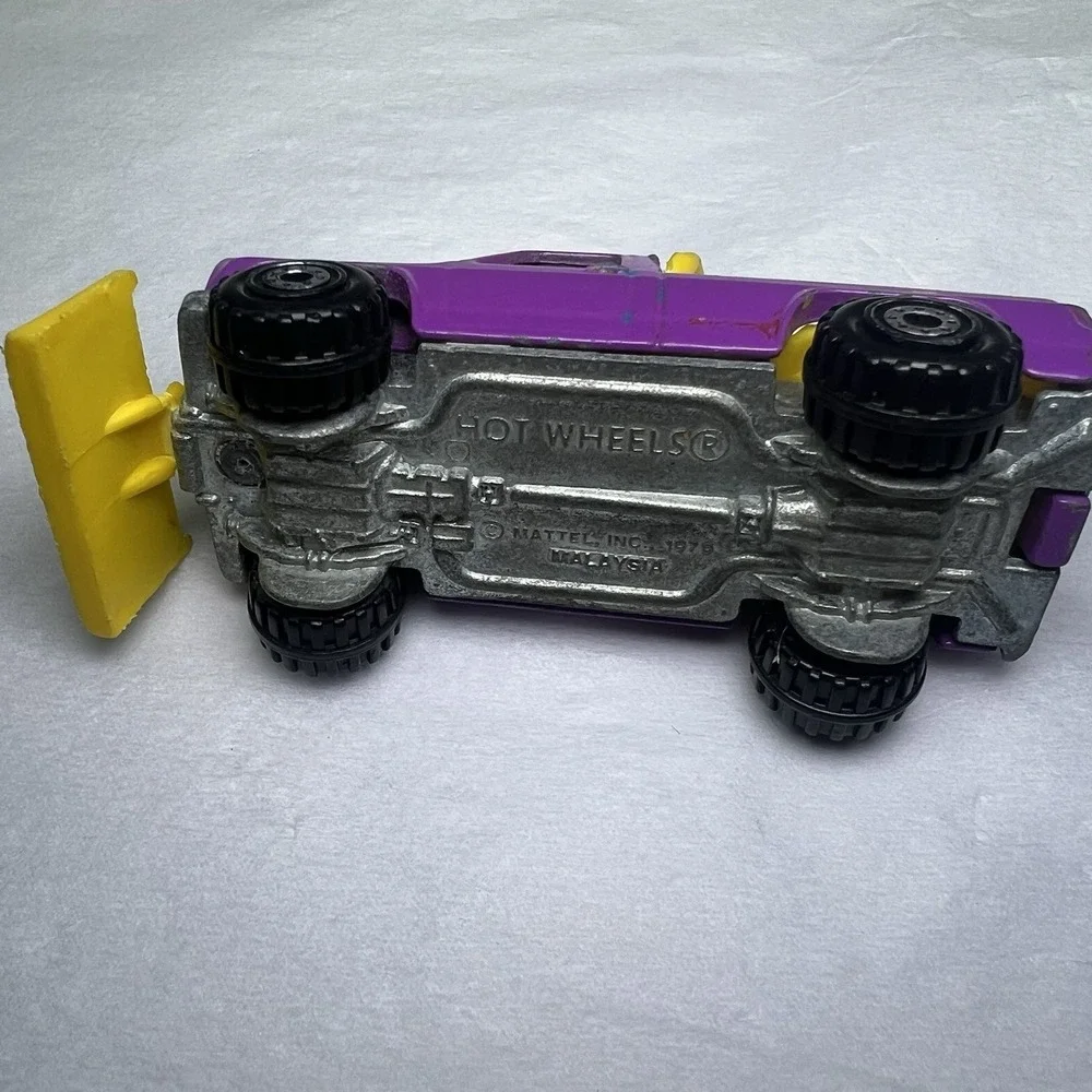 VTG 1979 Hot‎ Wheels Super Scraper Power Plower Snow Plow Purple Pickup Truck